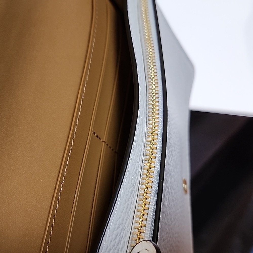 Coach Anna Fold-over Clutch Crossbody And Camera Bag With Strap - Picture 13 of 17